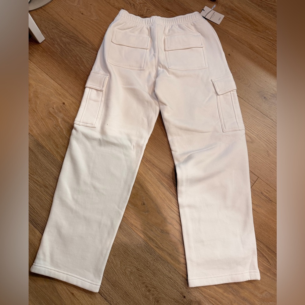 Aritzia Cream Sweatfleece Cozy Jogger - Picture 2 of 5
